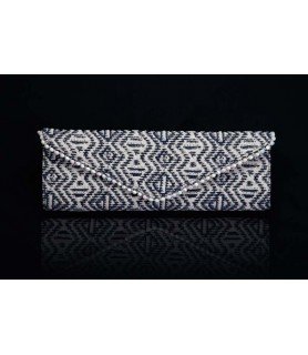 PEARL AMIRA CLUTCH